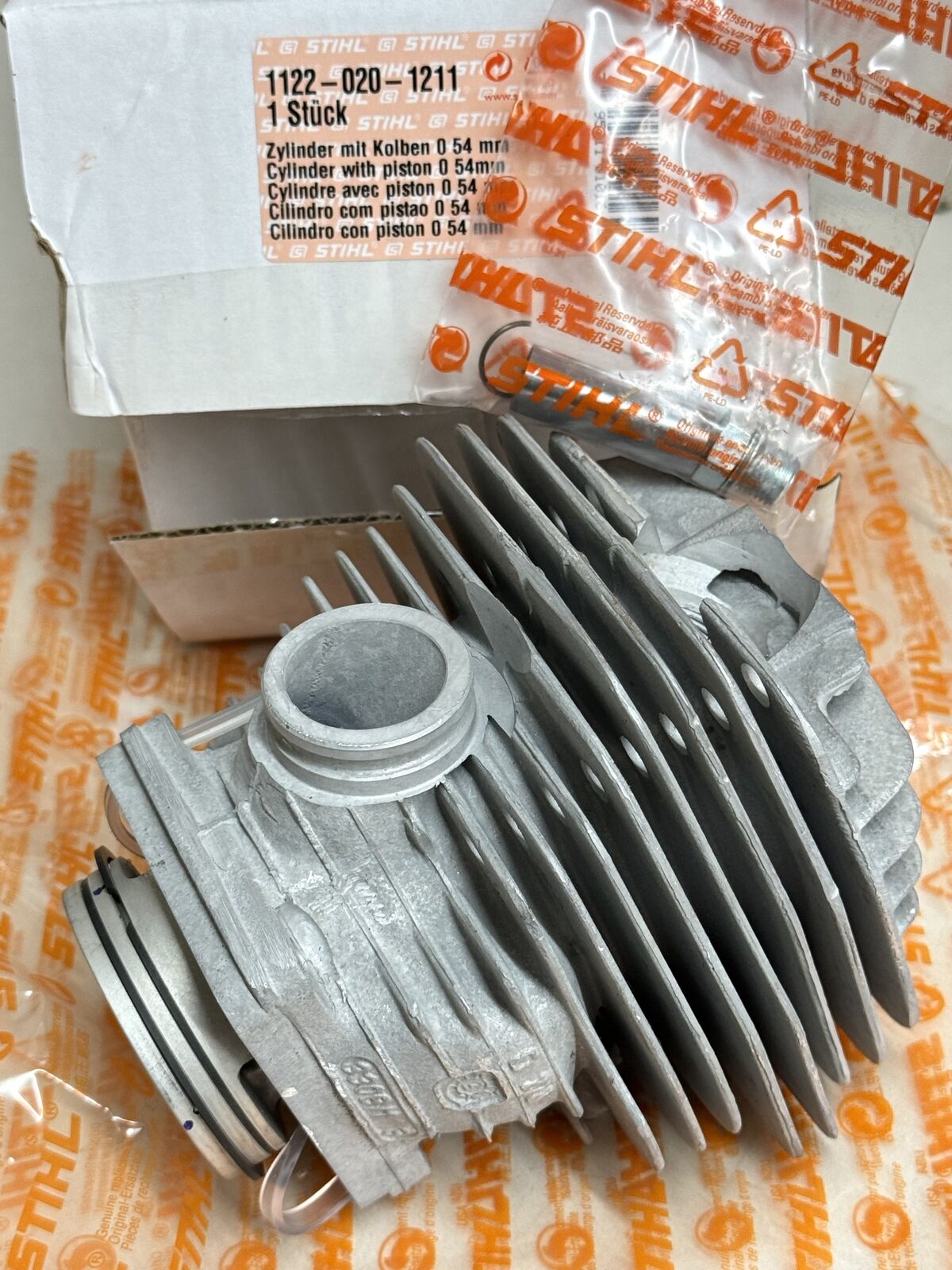 STIHL OEM CYLINDER WITH PISTON KIT 1122 020 1211 066MR MS660R MS660 MAGNUM MR