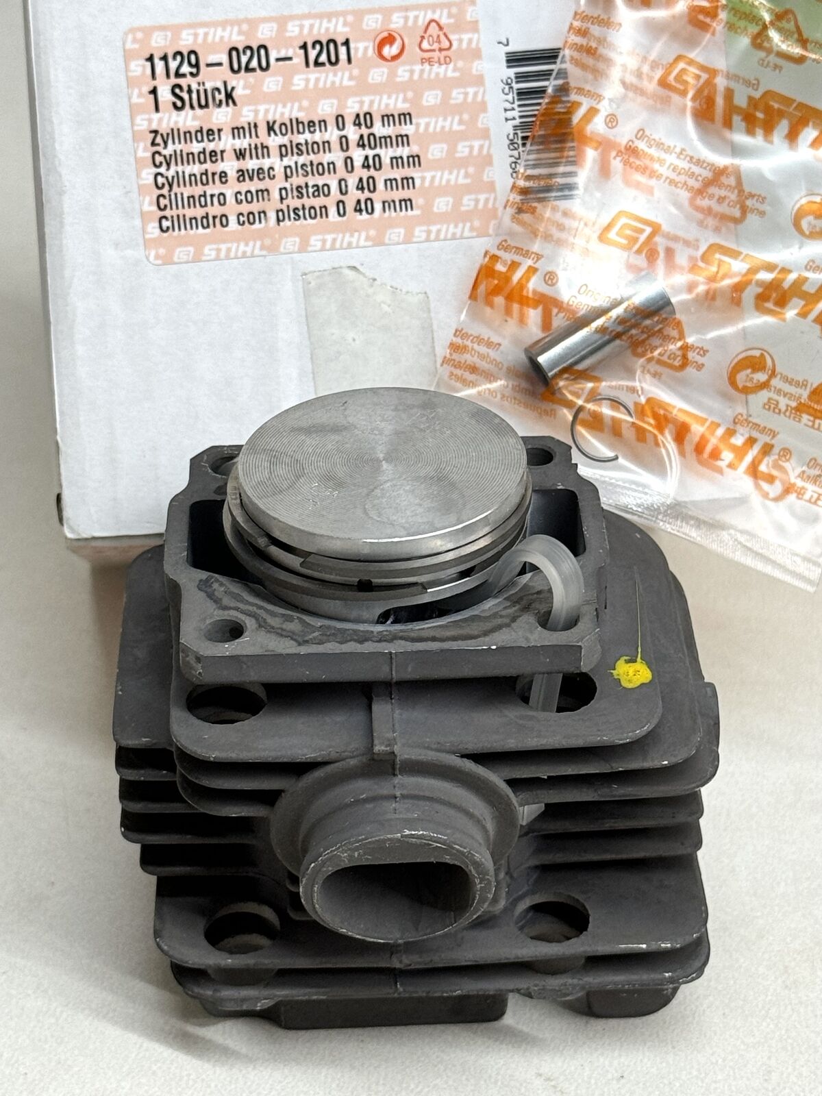STIHL OEM CYLINDER WITH PISTON KIT 1129 020 1201 FOR 020 T 40mm GENUINE ASSY