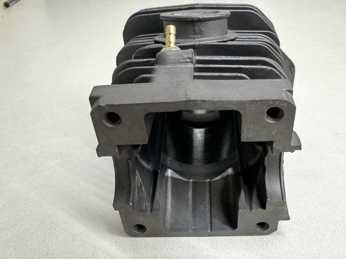 REPLACES STIHL CYLINDER AND PISTON KIT 1123 020 1206 / 1202 025 OEM QUALITY