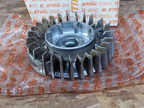 STIHL OEM 1122 400 1203 FLYWHEEL FOR 064 064R , DUAL KEYWAY