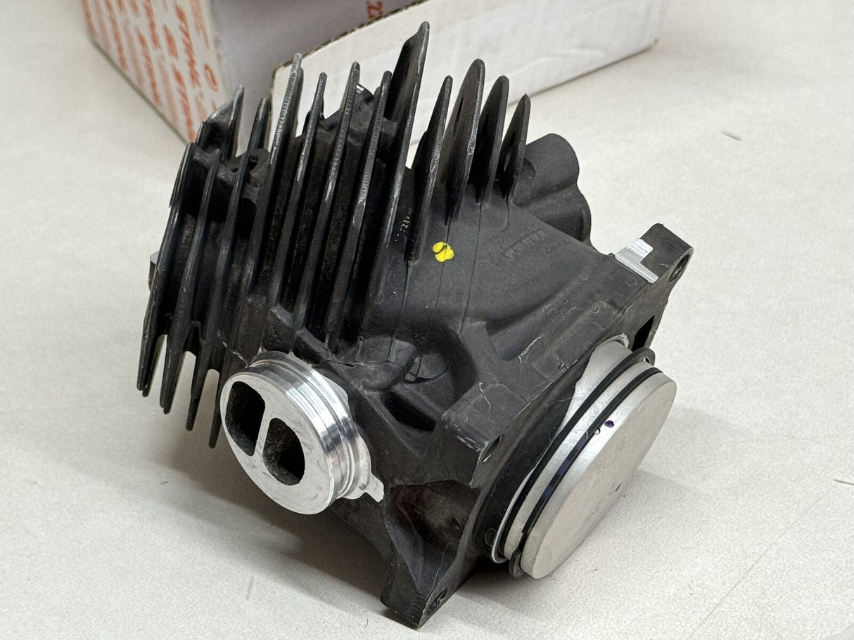 STIHL OEM CYLINDER WITH PISTON KIT 1142 020 1202 MS462 MS462C C-M R MS462R