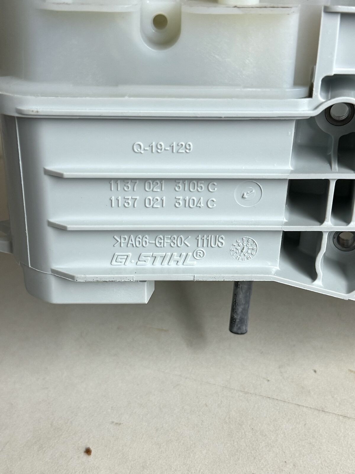 STIHL OEM ENGINE HOUSING 1137 020 3012 B MS193T MS194T MS 193 194 T GENUINE
